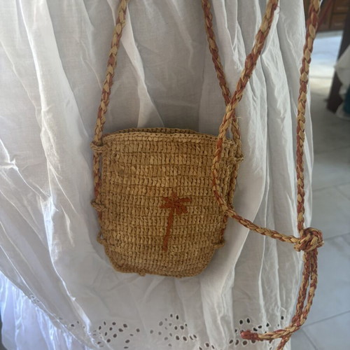 Manebi crossbody bag like new, small mobile phone pouch