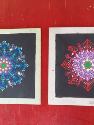 Wooden frames used, pack of 2, 30x30 cm