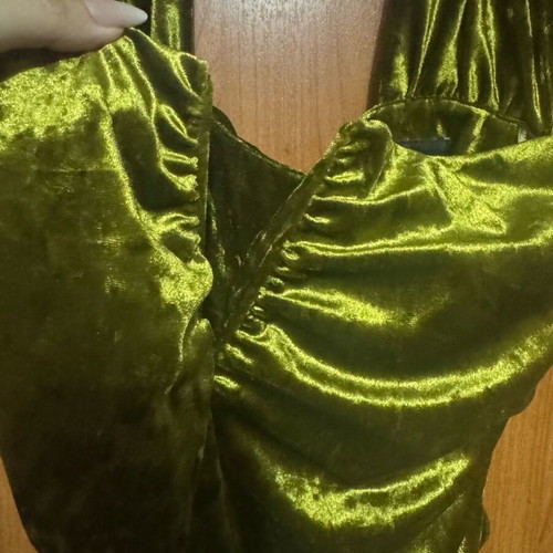 Zara velvet dress with scarf like new, size XS, green