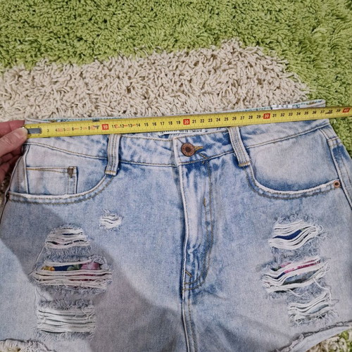Alcott women high waist denim shorts size M like new, blue
