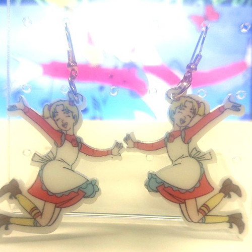 Handmade earrings with Sandy Bell theme from plexiglass new