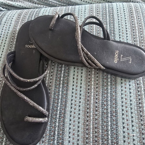 Women's leather slippers size 37, black
