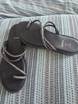 Women's leather slippers size 37, black