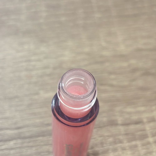 Claire’s lip gloss brilliant à lèvres with strawberry scent new