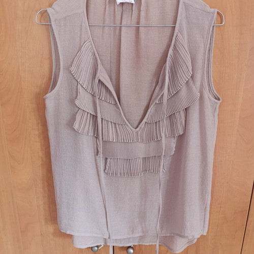 BCBGMAXAZRIA clothing set with pleated maxi skirt and matching top, like new, size small