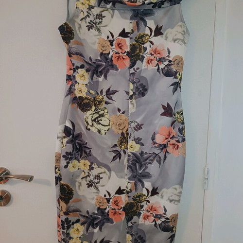 Off-shoulder midi floral dress Boohoo like new, multicolor, size XL