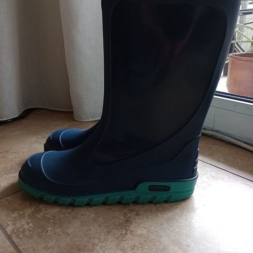 Women's galotses used, blue with turquoise sole, size 38