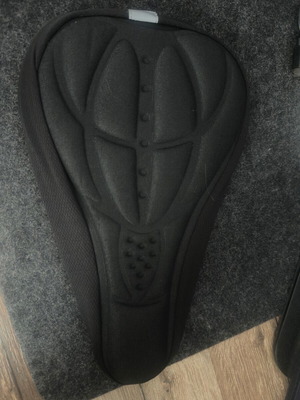 Soft bicycle saddle cover new with strap