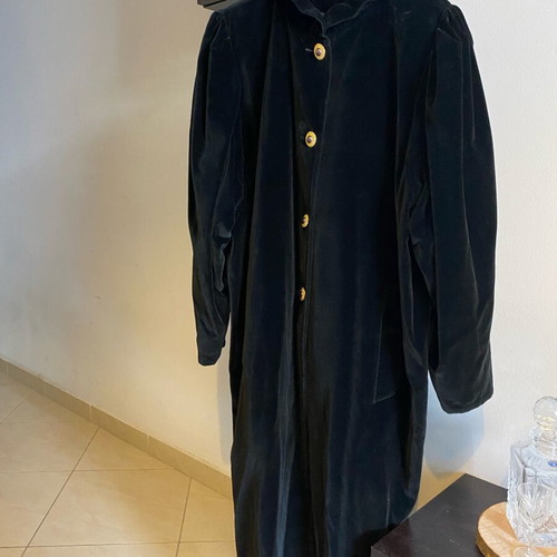 Vintage black velvet coat used A-Style