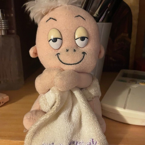 Plush doll like new