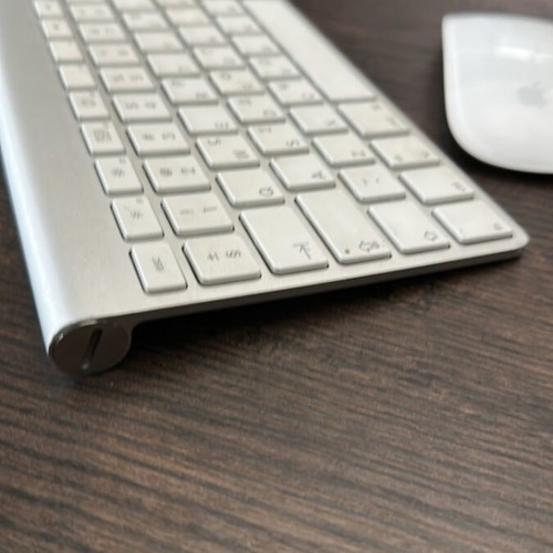 Πληκτρολόγιο και ποντίκι Apple σαν καινούργιο
