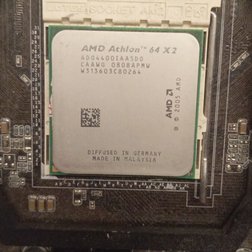 AMD AM2 4400+ processor like new with two broken motherboards gift