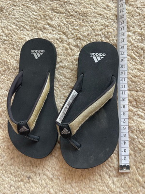 Adidas Comfort Flip Flop μαύρο με χρυσές λεπτομέρειες σαν καινούργιο