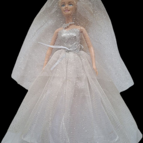 Doll with wedding dress like new
