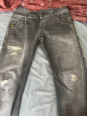 Τζιν G-Star Raw μεταχειρισμένο, μέγεθος 32, γκρι με σκισίματα
