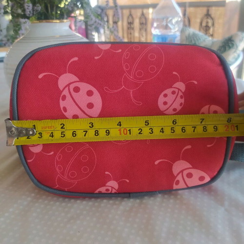 Nuvita insulated lunch bag used for baby food