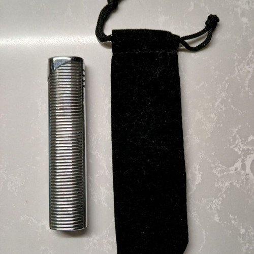Ronson VARAFLAME piezoelectric lighter like new, slim