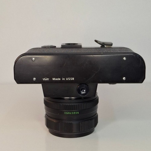 Zenit 12XP analog SLR camera with Helios-44M-4 58mm lens and carrying case