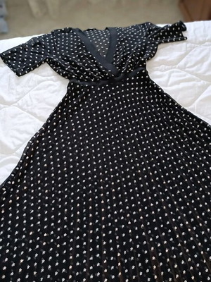 Access dress pleated, like new, black and white, size S