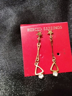 Dangling earrings with stars and rhinestones, new, gold color
