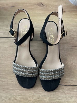 Chica sandals with beads size 37 like new, black