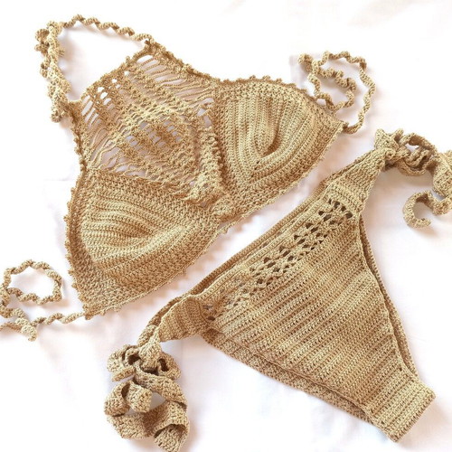 Handmade knitted bikini set new, size small, beige