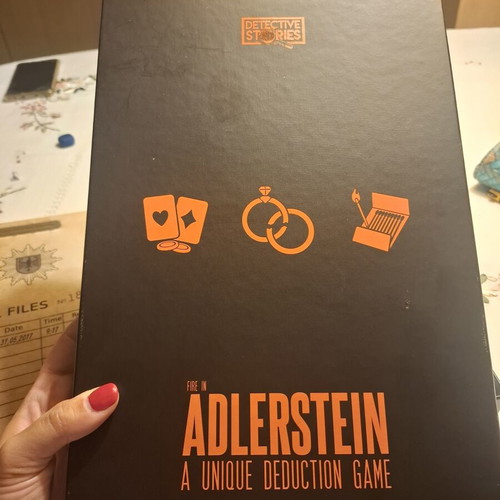 Detective Stories: Fire in Adlerstein board game, unique deduction