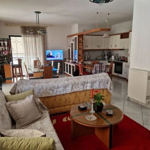 Apartment 96 sqm furnished, corner, 2nd floor in Aigaleo Ierapolis