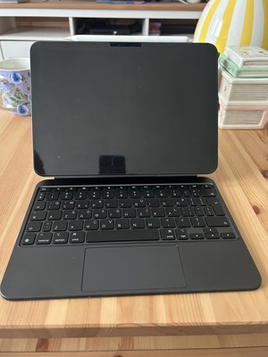 iPad Pro 11” M4 256GB 5G with Apple Magic Keyboard and Pencil Pro