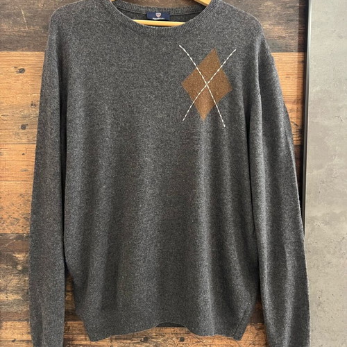 Portobello’s men’s sweater in anthracite, size Large, like new