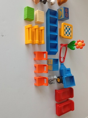 Playmobil animals and accessories used from set 6750