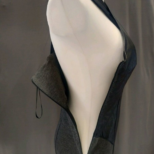 Gil Santucci evening dress like new, size M, black and grey leatherette