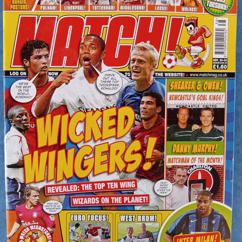 Match Football Magazine Issue 20-26/9/2005 like new with Adriano poster and 8 stickers