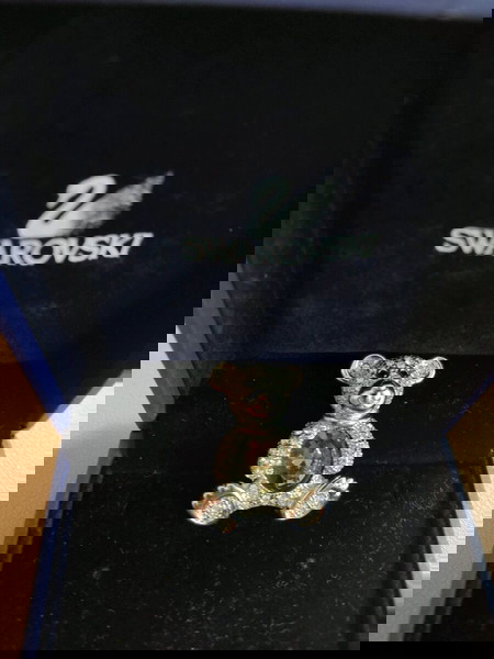 γυναικεία καρφίτσα αρκουδάκι Swarovski