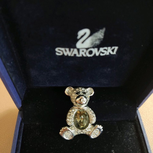 Swarovski teddy bear pin new, silver