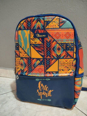 Backpack Tesoro new with leatherette and laptop compartment
