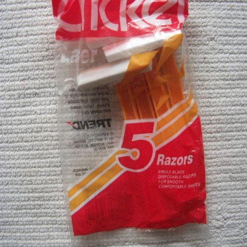 Cricket razors new, 1980s sealed pack