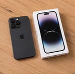 iPhone 14 Pro Max σαν καινούργιο, 128GB, μαύρο, 81% υγεία μπαταρίας, με θήκες