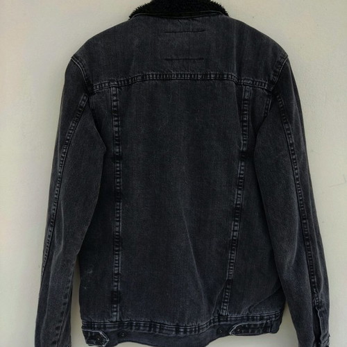 Jean Jacket black with fur lining