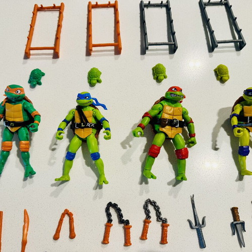 TNMT movie figures used with accessories Leonardo Donatello Michelangelo Raphael