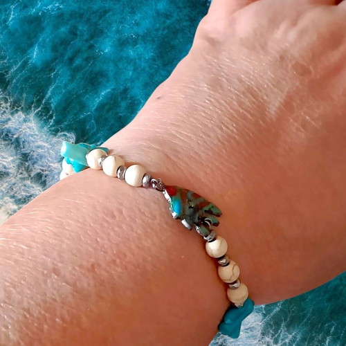 Handmade bracelet with semi-precious stones and enamel new