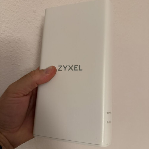 ZTE NR7303 external antenna for router, sealed condition