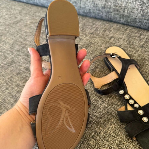 Caprice leather women's sandals size 40, black