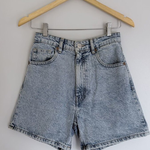 Jean shorts Zara size 34 like new, blue