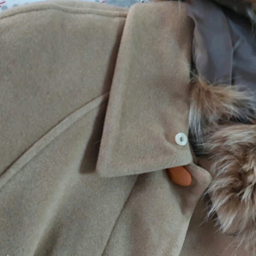 Wool coat XL camel with fur collar, warm, like new