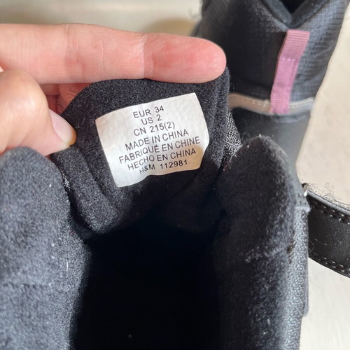 H&M kids snow boots like new, size 34, waterproof