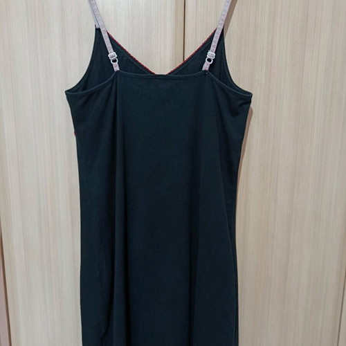 Disney dress size M used, black with adjustable straps