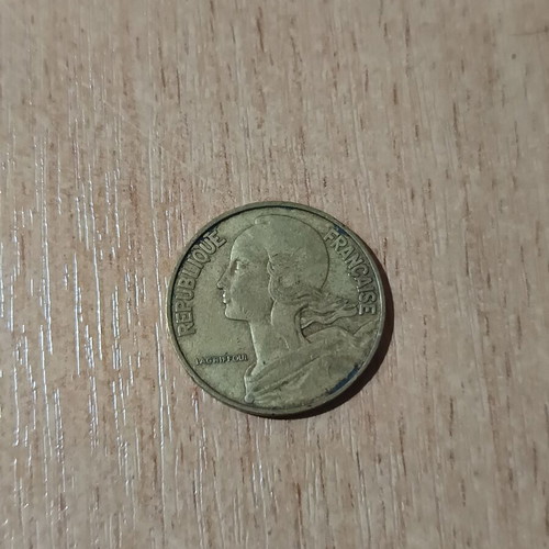 20 Centimes French coin 1964 used, Marianne design