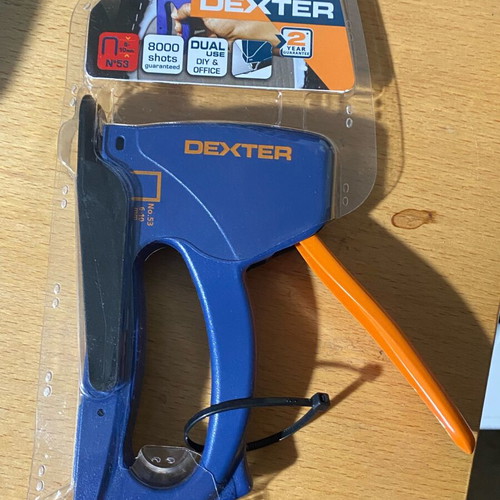 Dexter hand stapler new