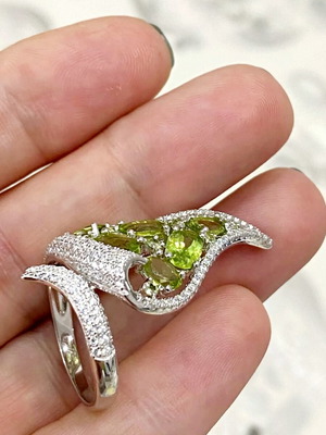 Massive 925 silver ring with natural stones